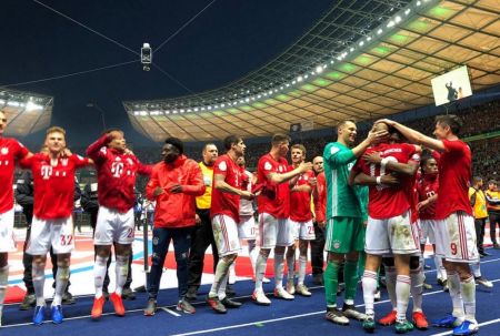 Και στο τέλος το σηκώνει η Μπάγερν! (vid)