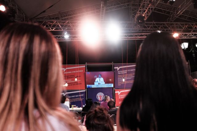 Το παρασκήνιο της απόφασης Τσίπρα για πρόωρη προσφυγή στις κάλπες