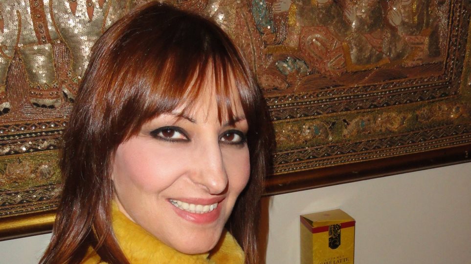 Ξεσπάθωσε η Άντζυ Σαμίου υπέρ του Αλέξη Τσίπρα στο Twitter