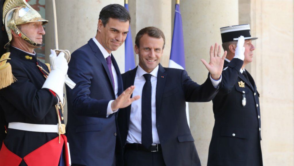 Γαλλία: Συνάντηση Μακρόν – Σάντσεθ, το βράδυ της Δευτέρας