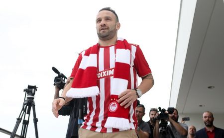 Βαλμπουενά : Υπόκλιση στον Θρύλο – Το βίντεο από την πρώτη μέρα