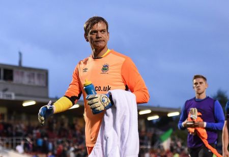 Συνεχίζει απτόητος ο Κάρολ