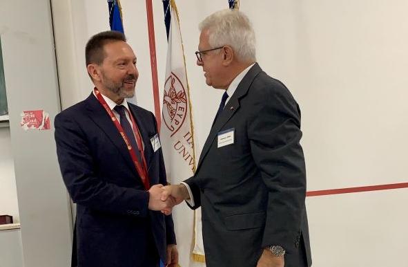 Βραβείο στον Γιάννη Στουρναρα από το Πανεπιστήμιο Κρήτης