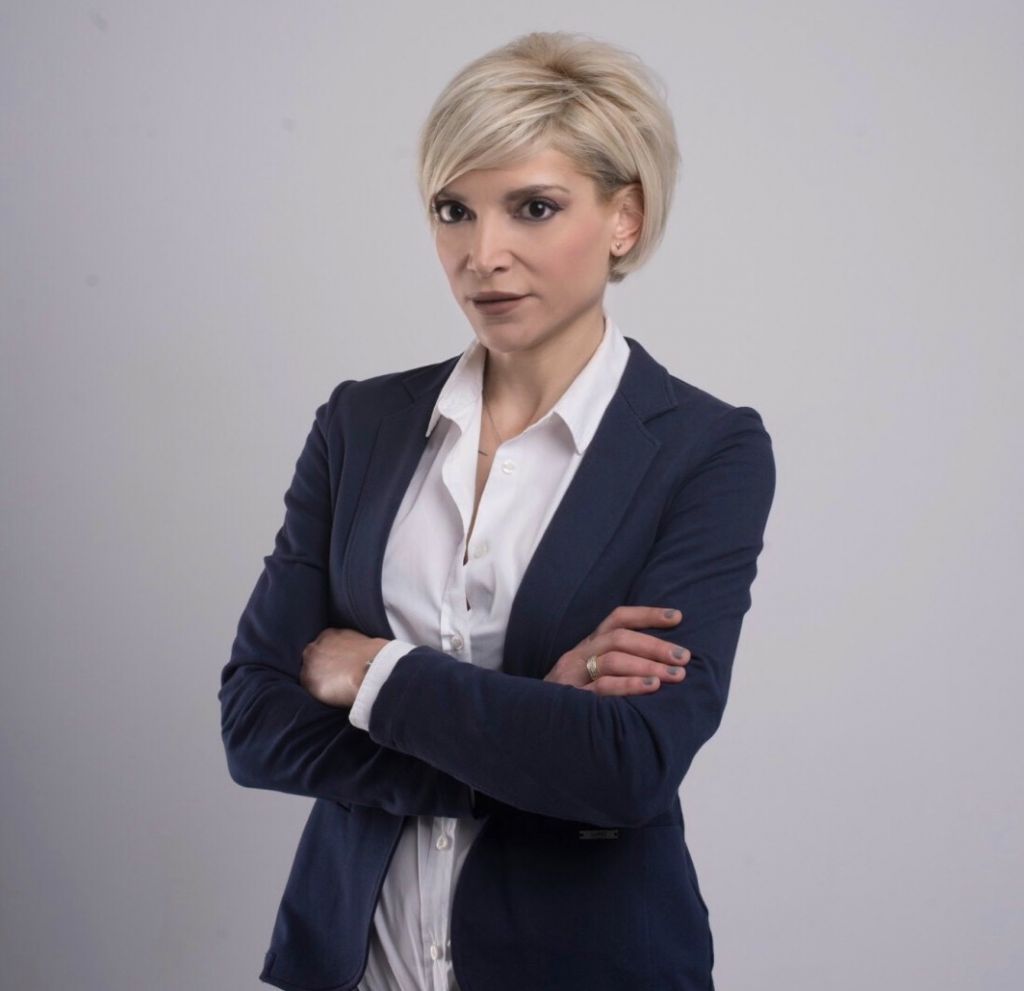 Χριστίνα Τσιλιγκίρη : Στο ψηφοδέλτιο της Β’ Πειραιά γιατί η ιστορία γράφεται από τη συμμετοχή