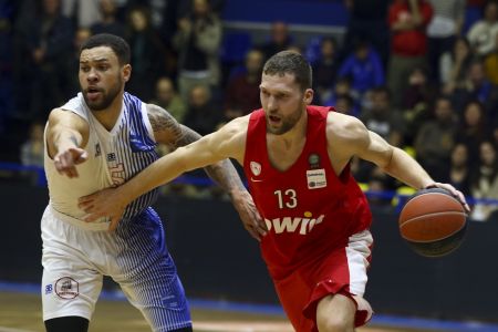 Ολυμπιακός : Αποχαιρέτησε την Ελλάδα ο Στρέλνιεκς