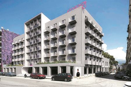 Στα χρώματα της Moxy ντύθηκε το «Μορέας»