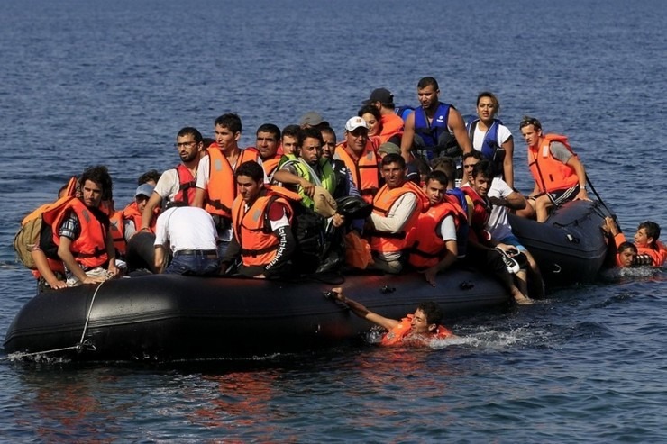 Περισσότεροι από 1.300 σύροι πρόσφυγες επέστρεψαν στην πατρίδα τους