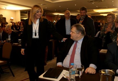 Γλεντά το Twitter με το διαζύγιο Βενιζέλου-ΚΙΝΑΛ