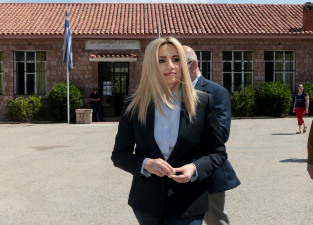 Γεννηματά: Τι απαντά για την «εκδίωξη» Βενιζέλου και την επιλογή Καμίνη