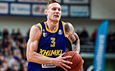 Πλήγμα για την Χίμκι, χάνει Τίμα ενόψει τελικών