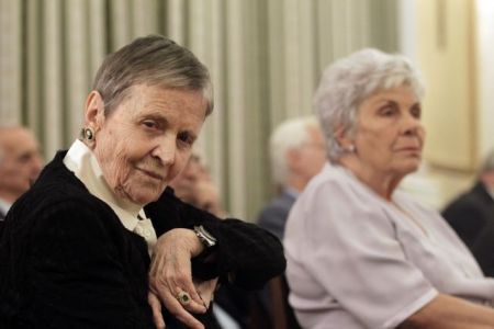 Αρβελέρ : Αποτελούν παρακμή τα φαινόμενα Πολακισμού στο Κοινοβούλιο