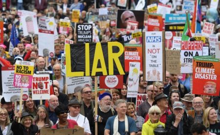 Λονδίνο: Λιγότεροι οι διαδηλωτές κατά του Τραμπ σε σχέση με πέρσι