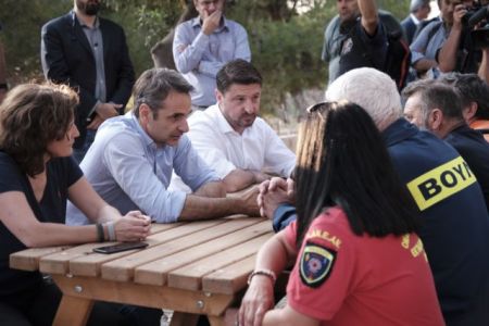 Μητσοτάκης: Προτεραιότητα η διαχείριση των απορριμμάτων