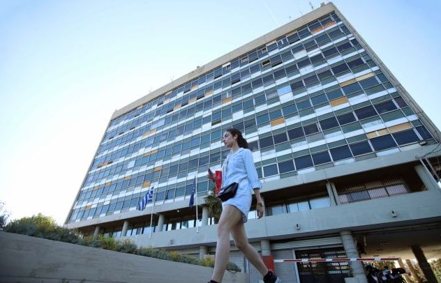 Γαβρόγλου: Απαράδεκτα τα γεγονότα στο ΑΠΘ