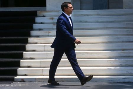 Ο Τσίπρας κινδυνολογεί ενόψει των πρόωρων: φόβος να πάμε πίσω σε πολιτικές μνημονίων – λιτότητας