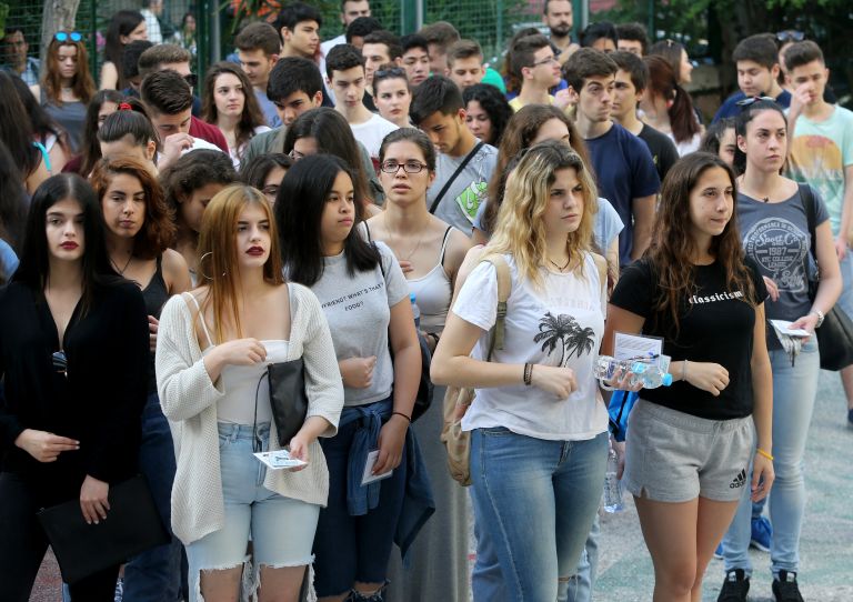 Πανελλαδικές 2019 – ΕΠΑΛ : Η εκτίμηση των θεμάτων στα Νέα Ελληνικά (βιντεο)