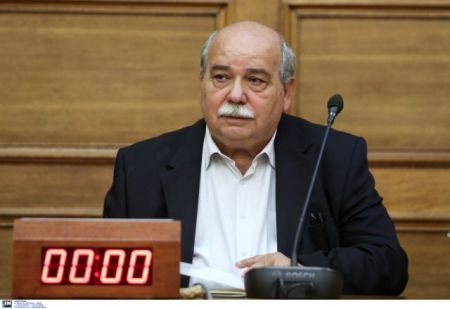 Βούτσης: Στη Βουλή δεν έγινε ούτε μία μονιμοποίηση