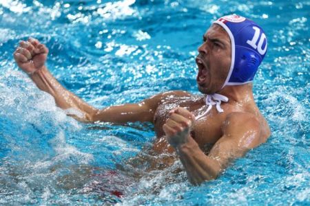 Ο πυρπολητής Ολυμπιακός βύθισε την Προ Ρέκο, πάει για θρυλικό repeat