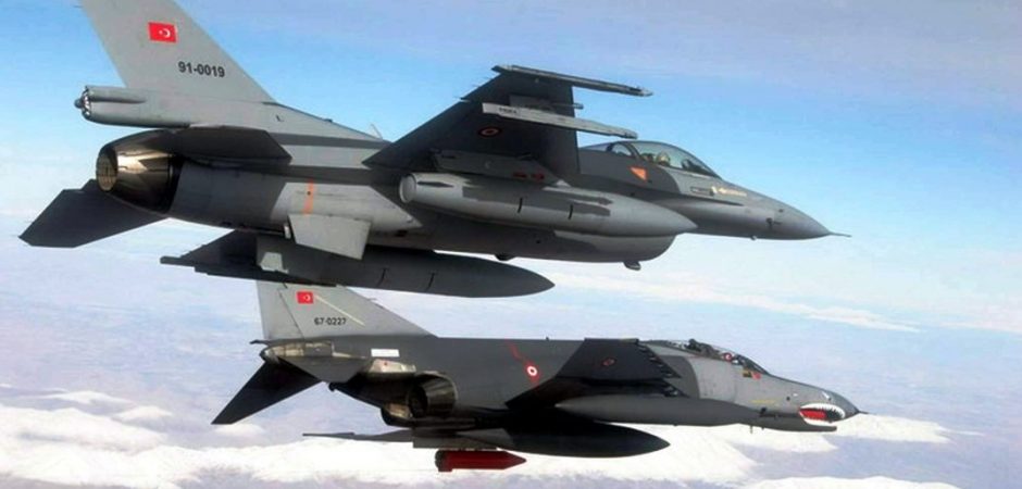 Μπαράζ 84 παραβιάσεων στο Αιγαίο από τουρκικά αεροσκάφη