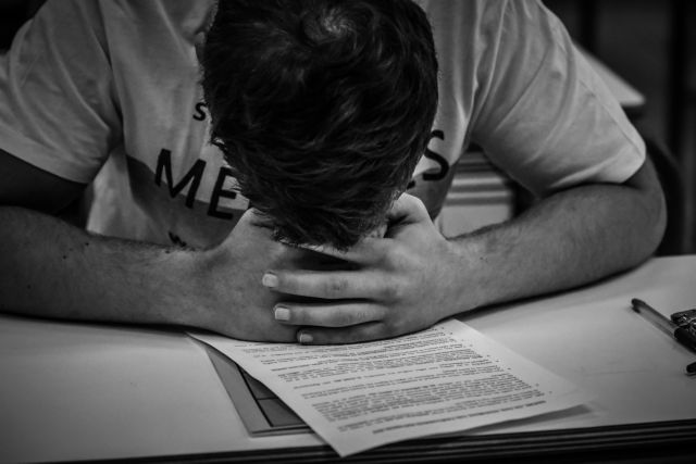 Υπ. Παιδείας: Ξύπνησε ξαφνικά και θυμήθηκε τους υποψηφίους που δεν έδωσαν πανελλαδικές