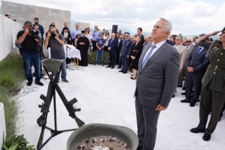 Στις εκδηλώσεις μνήμης των μαρτύρων Διστομιτών ο Ευ. Αποστολάκης