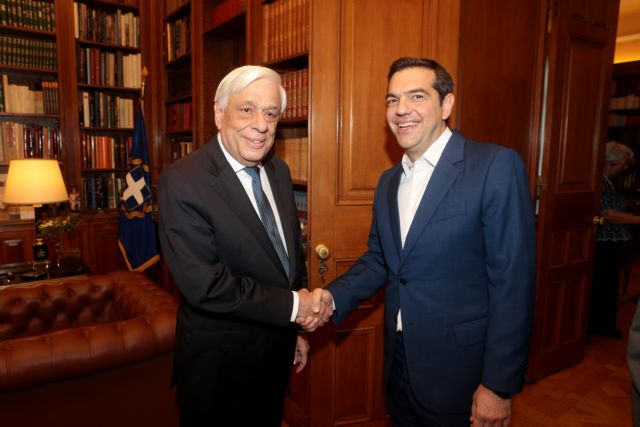 Tsipras presents SYRIZA’s programme after visit with Pavlopoulos