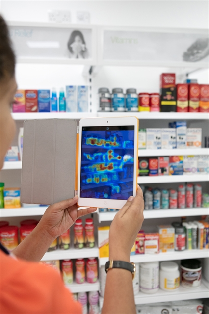 Στα εργαστήρια σχεδιάζονται τα ράφια του μέλλοντος