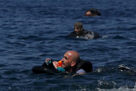 Ύπατη Αρμοστεία ΟΗΕ: Βαθιά θλίψη για το ναυάγιο στη Μυτιλήνη