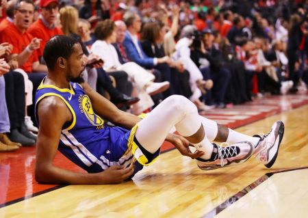 «Νυστέρι» για Ντουράντ που υπέστη ρήξη αχίλλειου τένοντα