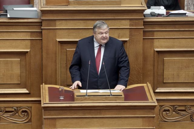 Βενιζέλος: Ζητά να κατατεθεί αμελλητί η δικογραφία της Novartis στη Βουλή