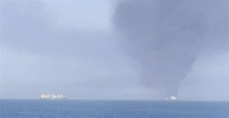 Κόλπος Ομάν: Από επίθεση οι εκρήξεις στα δύο τάνκερ
