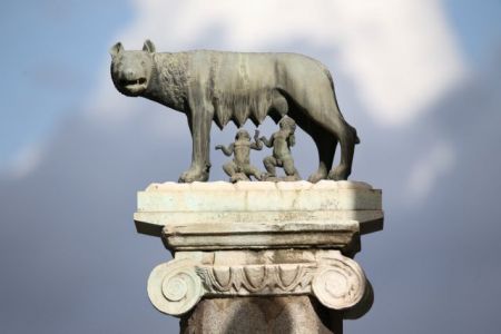 ΕΕ: Βαράει καμπανάκια για τον προϋπολογισμό της Ιταλίας