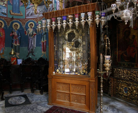 Άγιον Όρος: Συνεχίζονται οι έρευνες για το εντοπισμό αυτού που έκλεψε τα τάματα