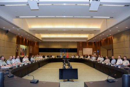 Υπουργείο Αμυνας: Στην Τουρκία αντιπροσωπεία του για τα ΜΟΕ