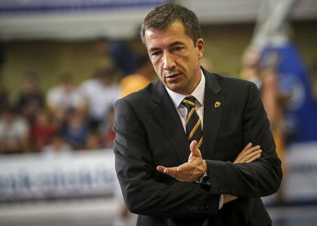 Μπάνκι: «Αποχωρώ από μια οικογένεια»