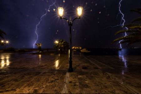 Εθνικό Αστεροσκοπείο Αθηνών: Περισσότεροι από 10.000 κεραυνοί σε 12 ώρες