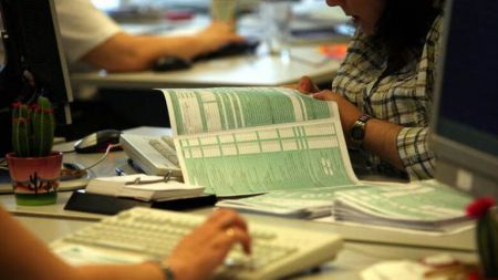 Οι αλλαγές που έρχονται στο μέτωπο των φόρων