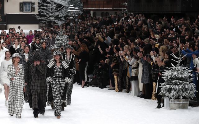 Γνωστός οίκος υψηλής ραπτικής βάζει πωλητήριο;