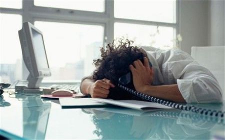 Αρκεί ένα 8ωρο εργασίας την εβδομάδα για τα ψυχικά οφέλη της απασχόλησης