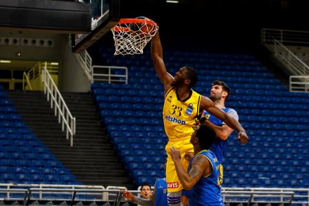 Βέλη κατά της ΑΕΚ : «Ξόδεψα δύο μήνες για μία ομάδα που δεν με πληρώνει»