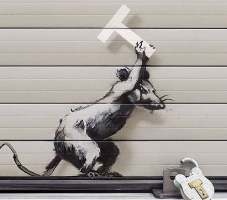 Το νέο έργο του Banksy κατά του Brexit – Στο αεροδρόμιο του Χίθροου