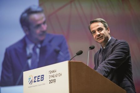 Τα «τζάκια», οι νέες επενδύσεις και η κυβέρνηση