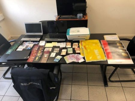 Εξαρθρώθηκε κύκλωμα πλαστογράφησης διαβατηρίων
