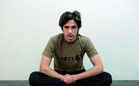 Δύο άνδρες στην  Επίδαυρο