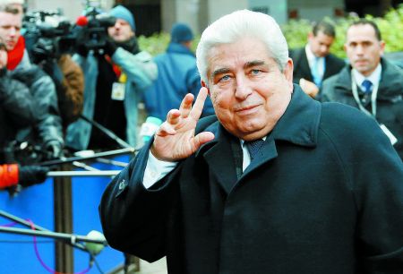 Κύπρος: Με τιμές εν ενεργεία Προέδρου η κηδεία του Δημήτρη Χριστόφια