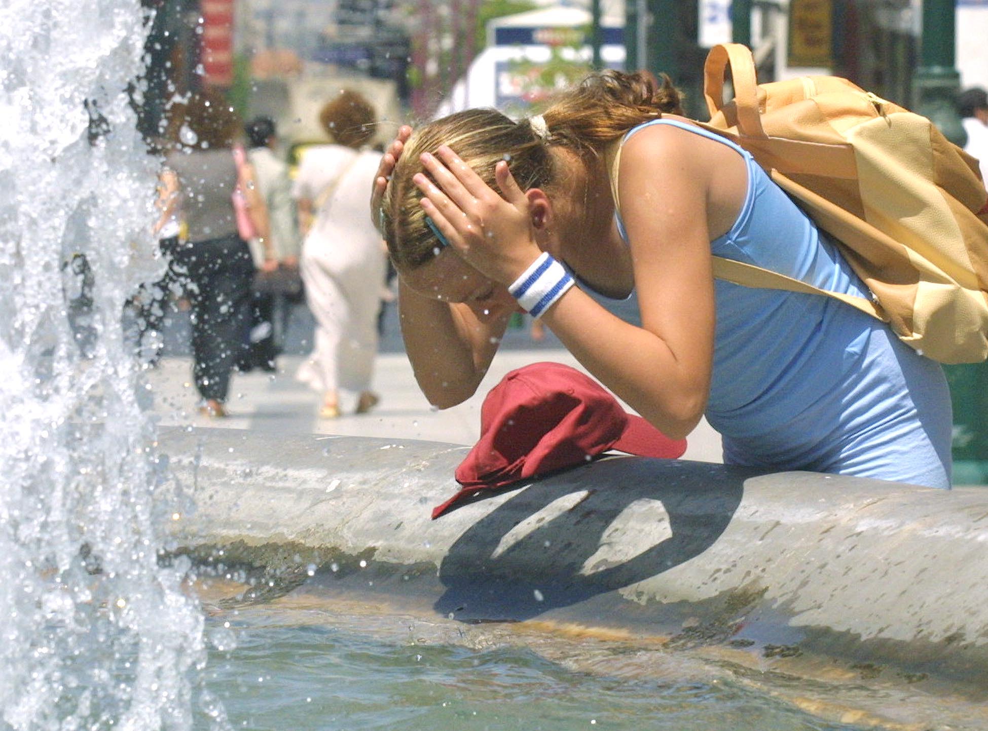 Καύσωνας προ των πυλών : Ερχονται 40άρια Κυριακή-Δευτέρα