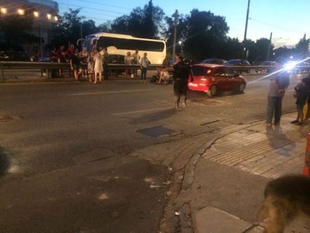 Σοβαρό τροχαίο στην Παραλιακή