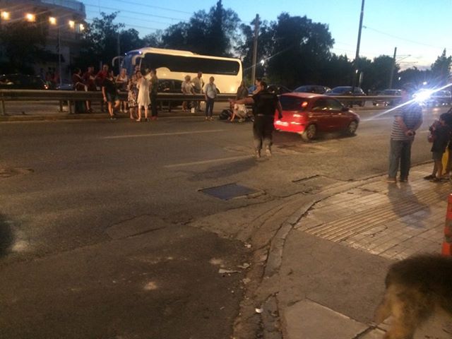 Σοβαρό τροχαίο στην Παραλιακή