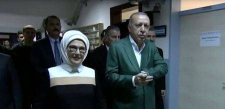 One Channel: Από την Κωνσταντινούπολη περνά η «τύχη» του Ερντογάν