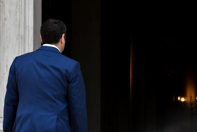 ΣΥΡΙΖΑ: Τραγωδία επί… Μαξίμου, Κουμουνδούρου – Δεν αντιλαμβάνονται τα αίτια της ήττας